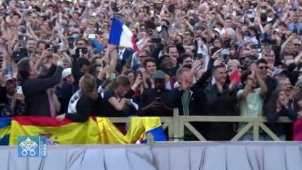 Sale fumata blanca en la Plaza de San Pedro, hay nuevo Papa