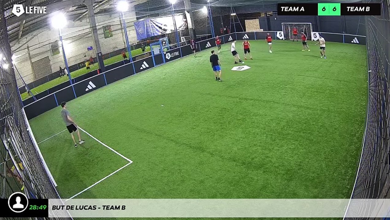 But de Lucas - Team B