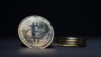 El bitcoin supera los 100.000 dólares, impulsado por el acuerdo entre EEUU y Reino Unido