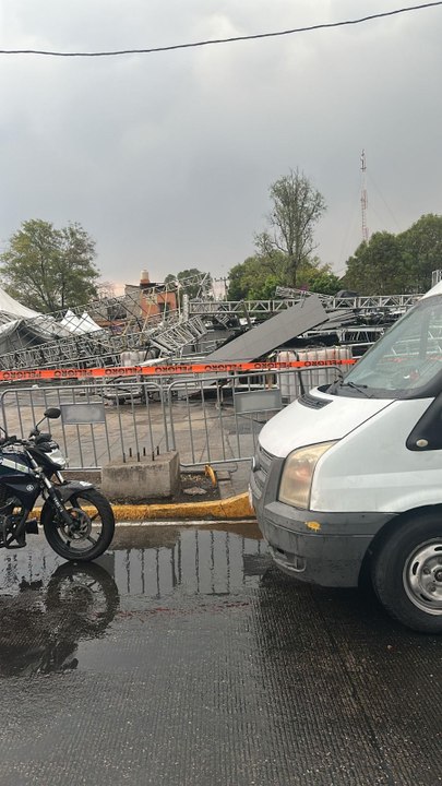Caída del escenario
