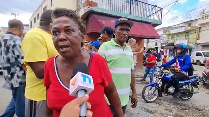 Residentes de El Palmar de Herrera protestan por prolongada escasez de agua