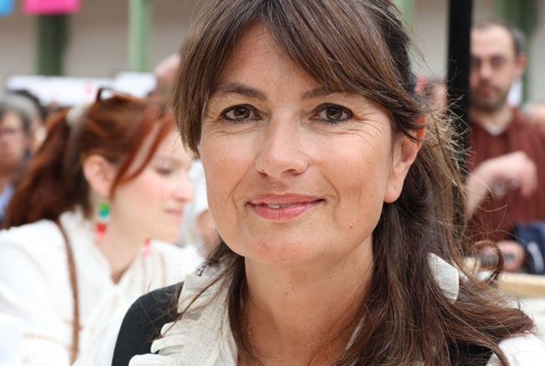 « Je demande à tout le monde de le lire » : ce livre « exceptionnel » est l'un des coups de cœur littéraires de Valérie Perrin