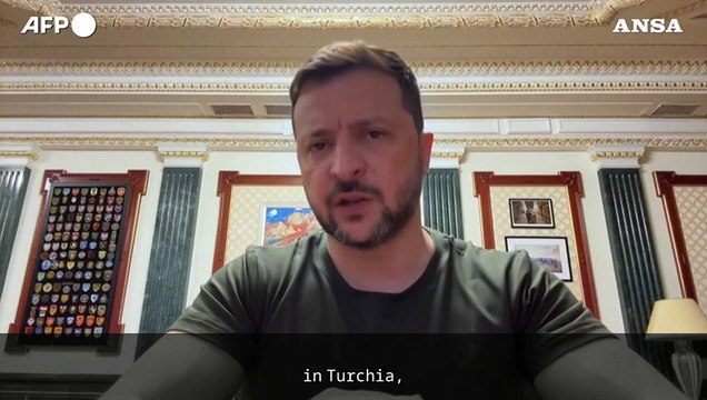 Zelensky: Aspetto Putin in Turchia giovedi', basta scuse