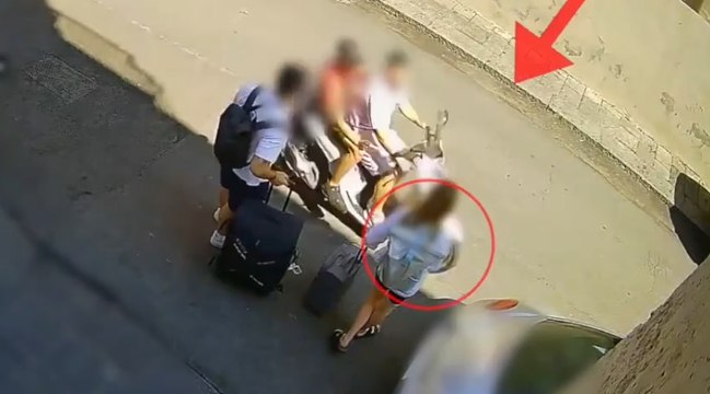 Scippi in scooter a turisti: due giovani fermati dalla Polizia (12.05.25)