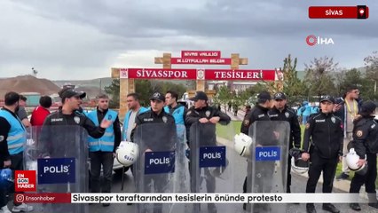 Sivasspor taraftarından tesislerin önünde protesto