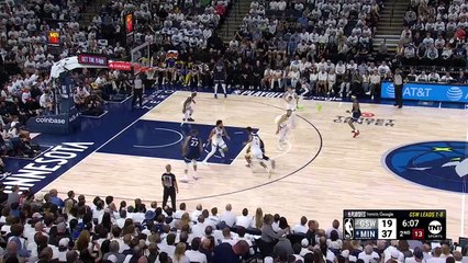 Timberwolves feast on Curry-free Warriors