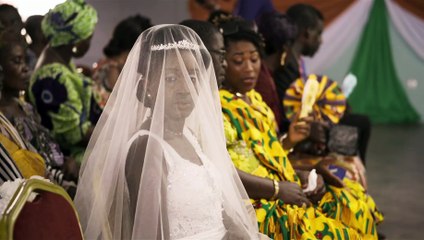 Black Tea, guarda l'inizio del film (HD)