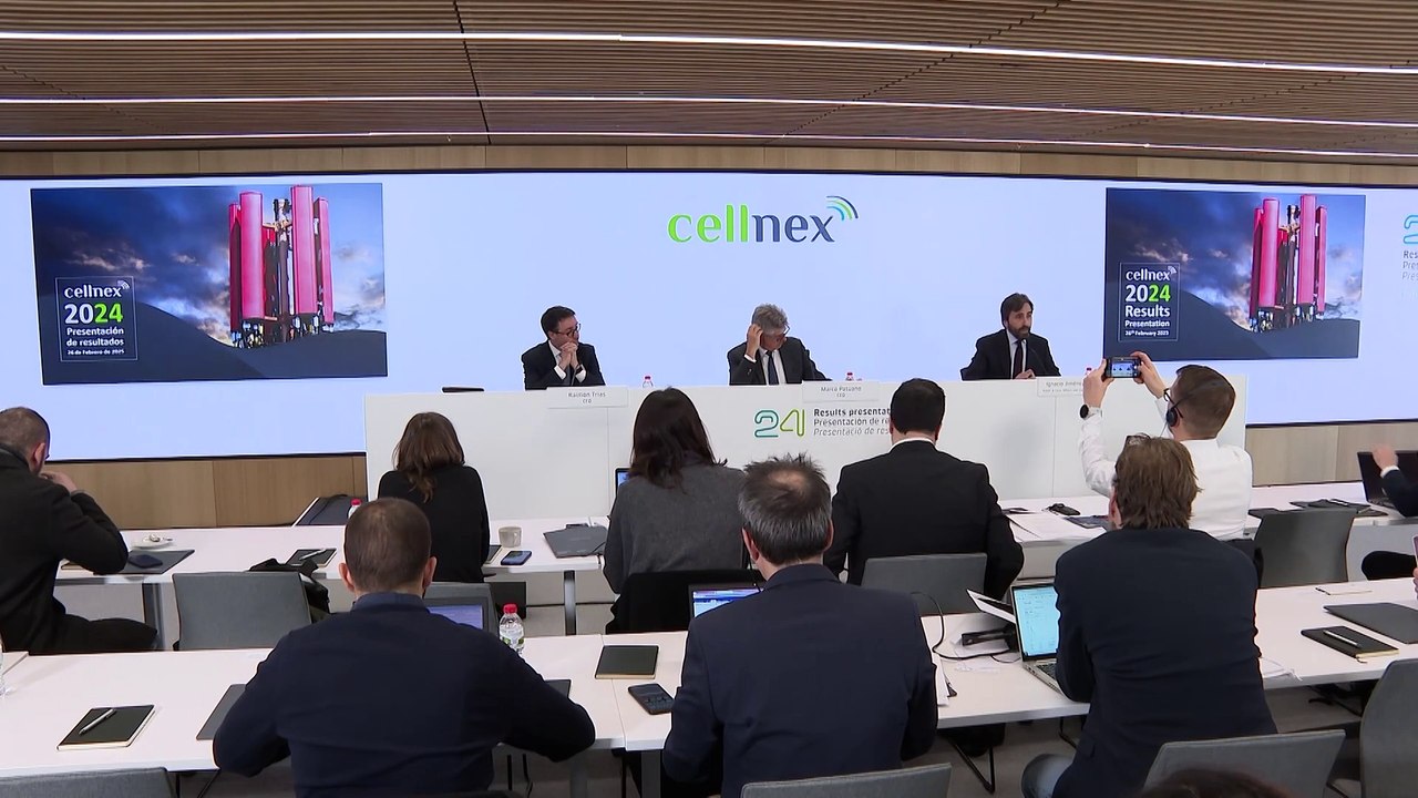 Cellnex ingresa 964 millones hasta marzo (+6,3%) y pierde 49 millones, un 25,6% más