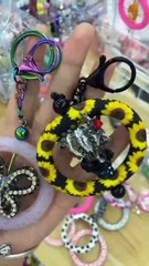 3D Cute Power Puf Girl Cartoon Silicone Focal Beads