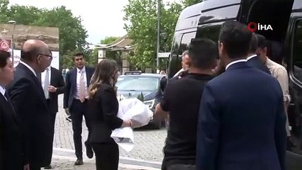 Bakan Yumaklı, İzmir Valiliğini ziyaret etti