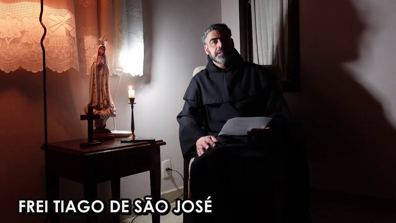 EL MONJE CARMELITA Frei Tiago de São José MIEMBRO DE LA IGLESIA CATOLICA NO ESTA DE ACUERDO O ESTA MUY INCONFORME CON LA ELECCION DE ROBERT FRANCIS PREVOST EL NUEVO PAPA LEON XIV