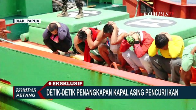 Eksklusif! KKP Tangkap 32 WNA saat 2 Kapal Asing Filipina Curi Ikan di Perairan Biak Papua