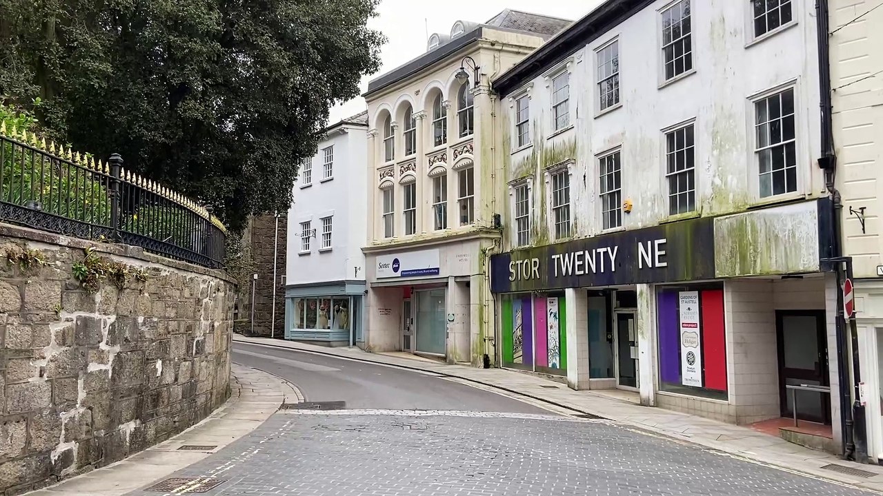 A rundown building in the centre of St Austell - Video by Andrew Townsend