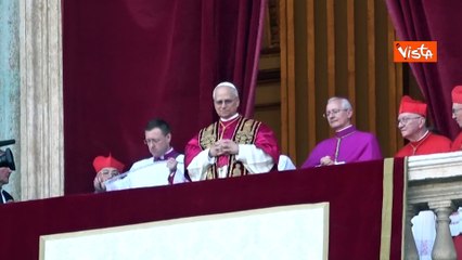 La prima benedizione di Papa Leone XIV dopo l'elezione