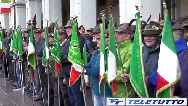 Video News - Biella, l'alzabandiera apre l'adunata nazionale degli Alpini