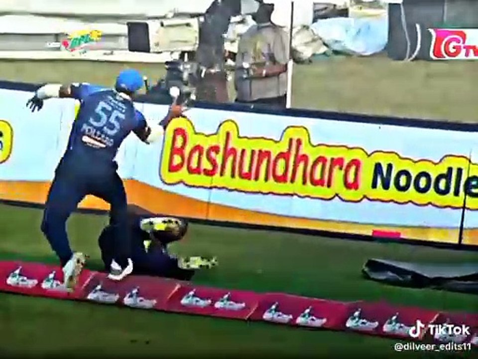 A title! That's a great starting point. What kind of title are you thinking of? For a:  1. Story or book? 2. Movie or video? 3. Article or blog post? 4. Product or service?  Give me a hint, and I'll help you brainstorm!