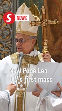 New pope begins address in native English, vows to bring light to world's 'dark nights'