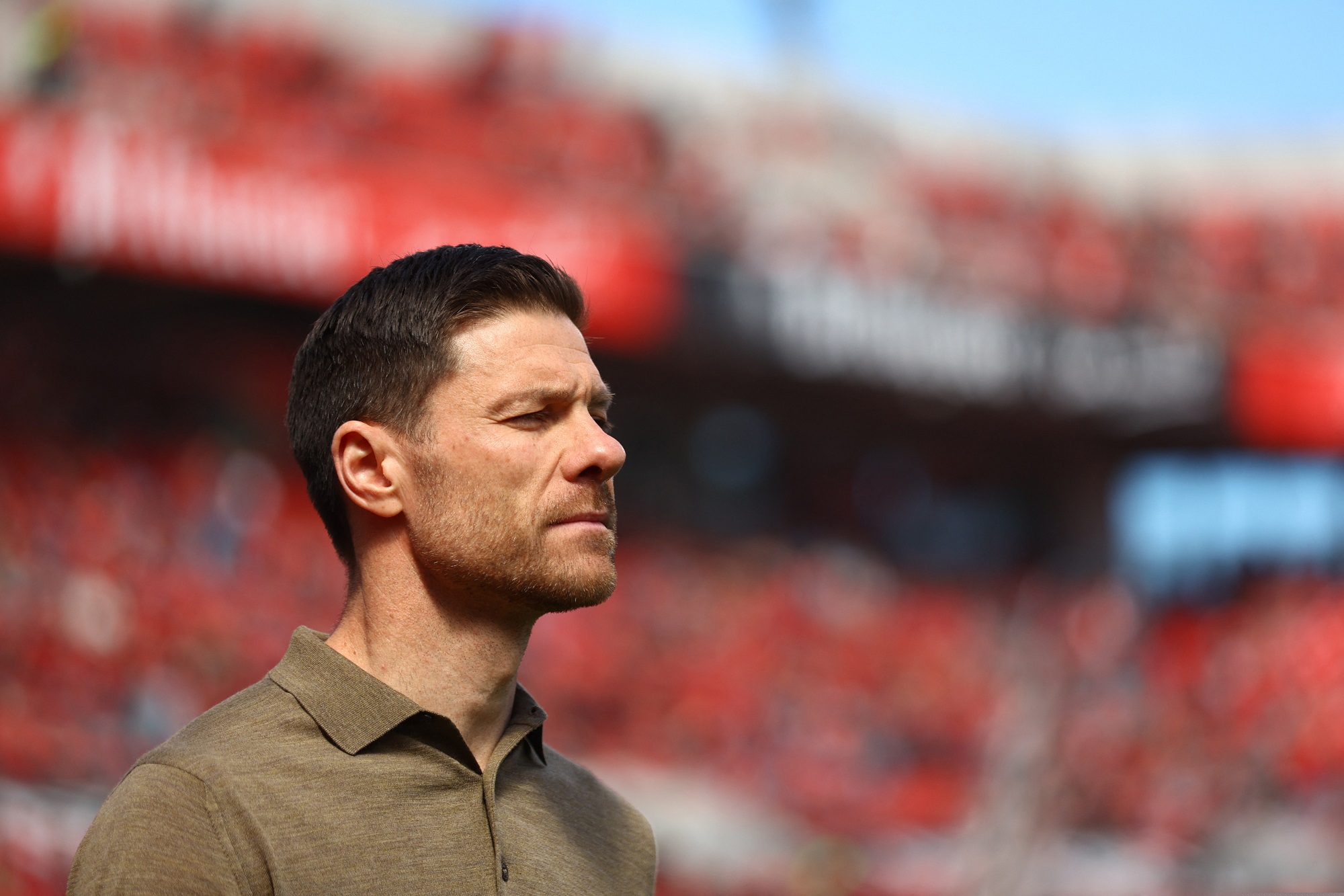 AR OOV ALONSO BAYERN 090525