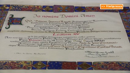 Le immagini del verbale di accettazione di Leone XIV