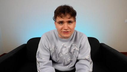 Le youtubeur Néo attaque une partie de sa famille et la justice française