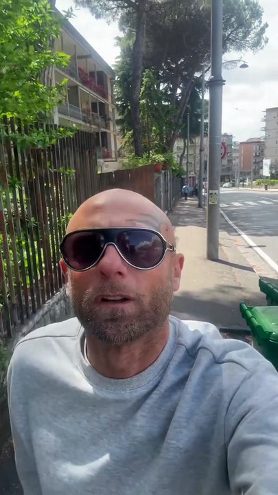 Marco Cannata - Il Napoli del secondo tempo di Lecce fa schifo. Ci avrete resi felici ed insoddisfatti. Firmato Vittorio Zambardino. Vittorio caro, due parole. (09.05.25)