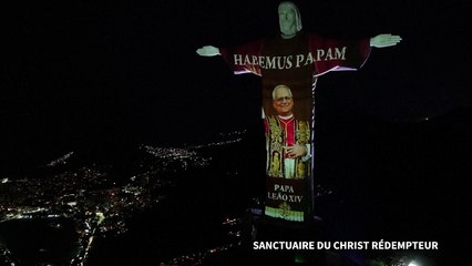 Le Christ Rédempteur de Rio célèbre le nouveau pape