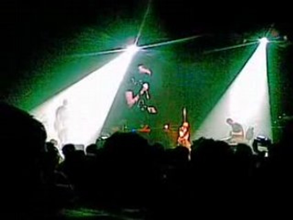 Portishead - Wandering Star - Live at Brussels