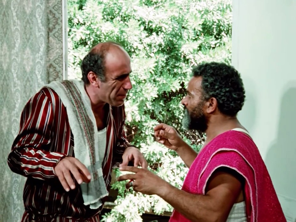 משפחת צנעני | movie | 1976 | Official Featurette