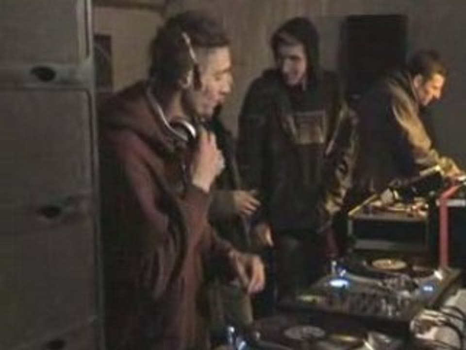 Konectik tekos crucey 2008b