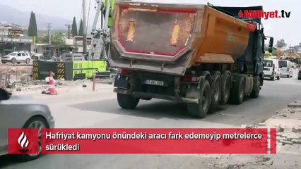 Otomobili oyuncak araba gibi önünde sürükleyip böyle kaçtı