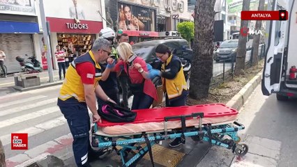 Antalya'da kaza yapan motosikletlinin hayatını kask kurtardı