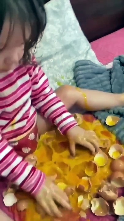 A one little mistake life is over 🥹🥹 little baby's new viral funny video 📸🤣funny kids 😅#shorts #funnykids #funnyvideos #viralvideos #shortvideos #viralshorts #comedy