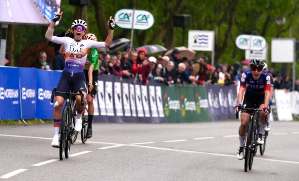 Cyclisme - Grand Prix du Morbihan Femmes 2025 - Eleonora Gasparrini s'impose sur le fil et frustre Elise Chabbey à Plumelec