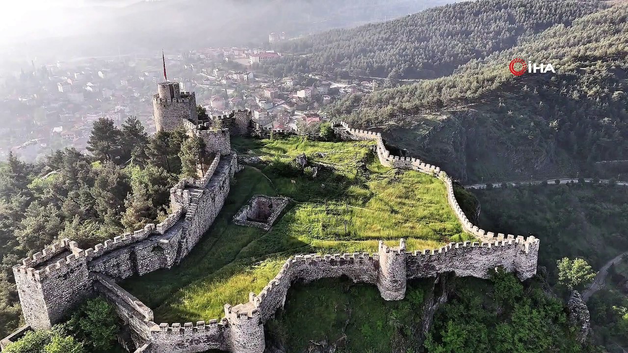 Boyabat kalesi 2700 yıldır ihtişamını koruyor