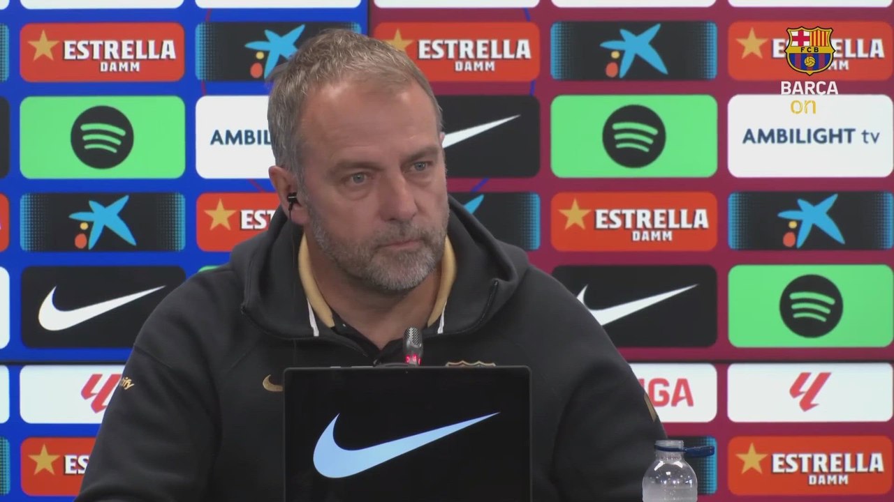 Flick contesta si Szczęsny seguirá siendo el portero titular