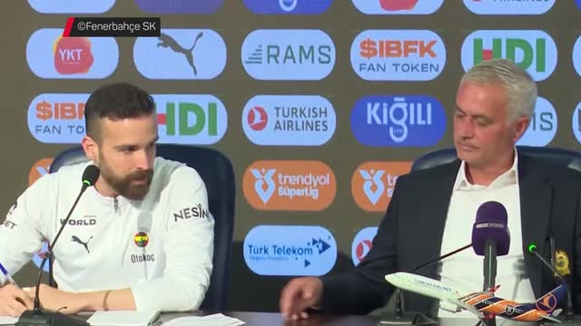 Fenerbahçe - Mourinho : “Je choisis le 11 de départ en lançant des pièces en l’air”