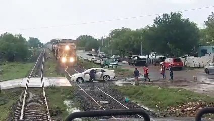 Accidente de Tren con Vehículo 🚆
