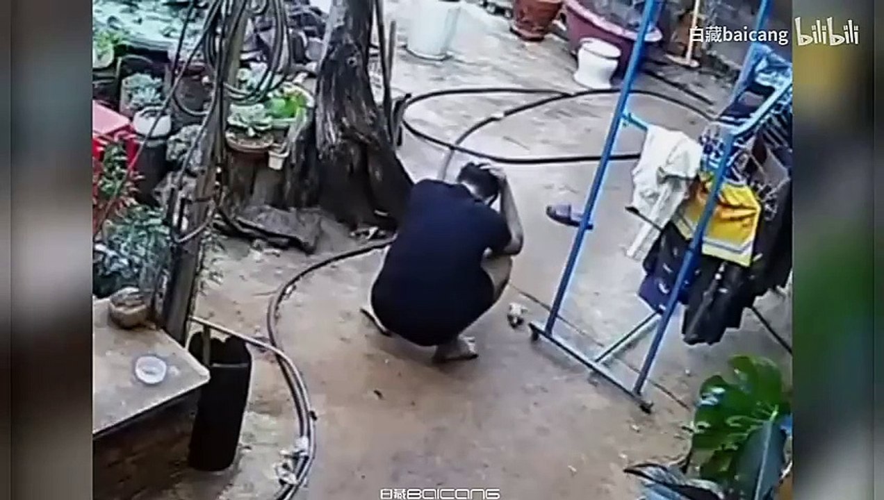电子榨菜-国外搞笑视频合集#Hilarious Collection #Funniest Pranks Compilation 2025  #Try Not to Laugh Challenge! 爆笑合集 | 最搞笑的恶作剧合集 2025 | 尽量不要笑挑战！