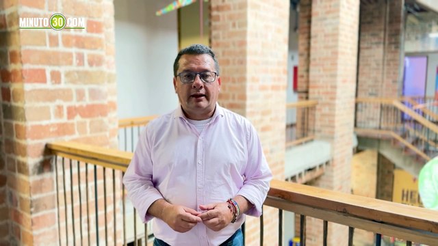 Víctimas del conflicto armado reciben apoyo humanitario en Medellín con entrega de paquetes alimentarios