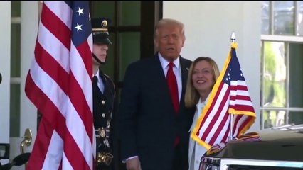 Trump anuncia un alto el fuego "total e inmediato" entre India y Pakistán