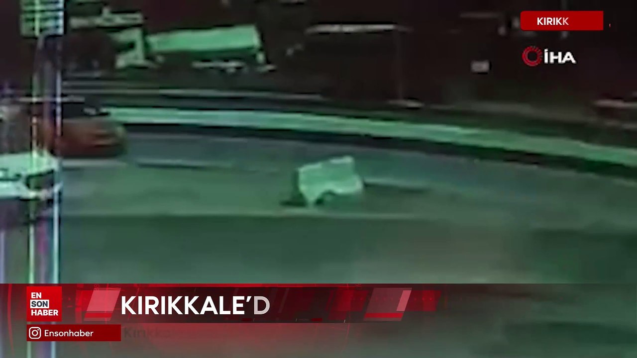 Kırıkkale'de ticari taksinin kaza anı görüntülendi