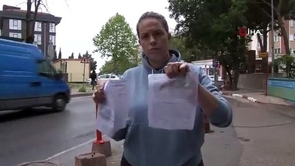 Çocuk parkında kadına tekme ve yumruklarla saldırdı