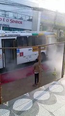 Fumaça assusta passageiros de ônibus em Paripe