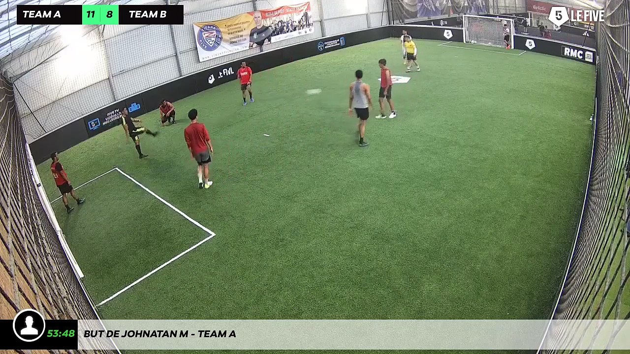 But de Johnatan M - Team A
