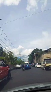 Tráfico en el bulevar Fuerzas Armadas