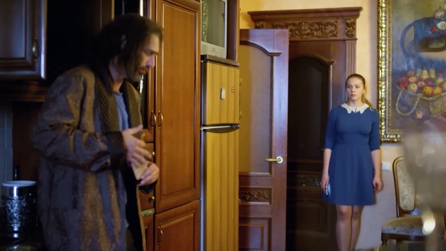 ¡Ella Salvó a un Millonario! 💸❤️ | Un amor inesperado entre dos mundos diferentes | Película Completa en Español Latino