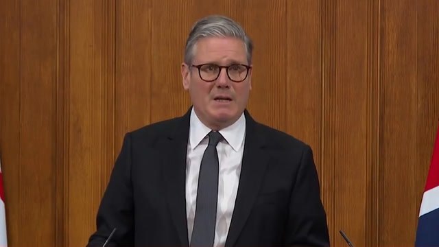 Keir Starmer unveils immigration crackdown as PM promises to tighten 'every area of system