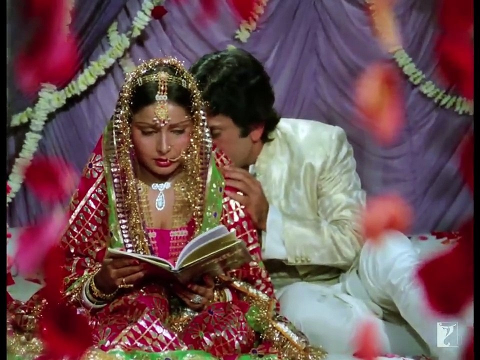 Kabhi Kabhie Mere Dil Mein _ Rakhee, Amitabh Bachchan, Shashi Kapoor