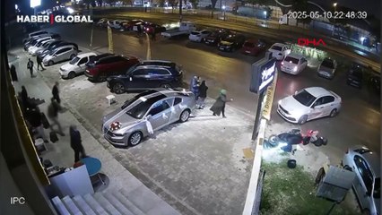 Bursa'da otomobil ile motosikletin çarpışması kamerada: 1 yaralı