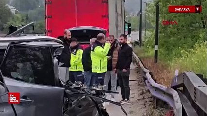 Sakarya'da tıra arkadan çarpan cip sürücüsü